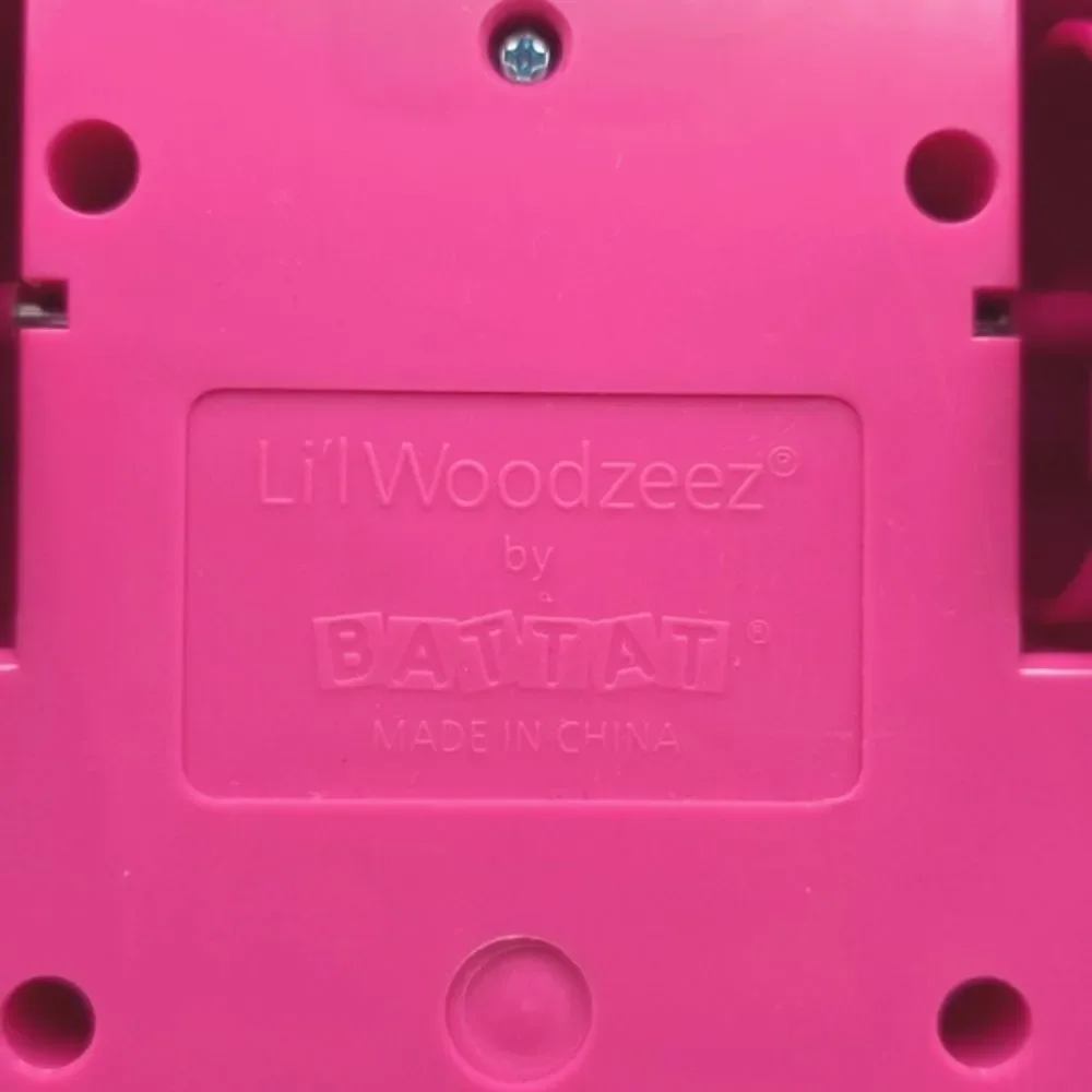 Li'l Woodzeez Pink Happy CAMP3R Breezy Buggy Car Toy